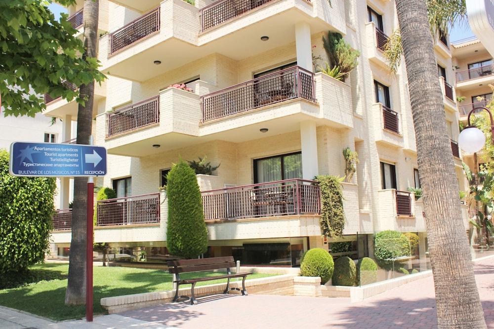 אלביר Apartamentos Albir Confort - Avenida III מראה חיצוני תמונה
