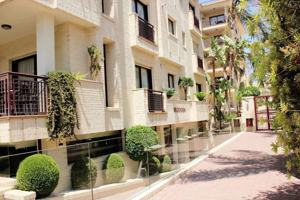אלביר Apartamentos Albir Confort - Avenida III מראה חיצוני תמונה